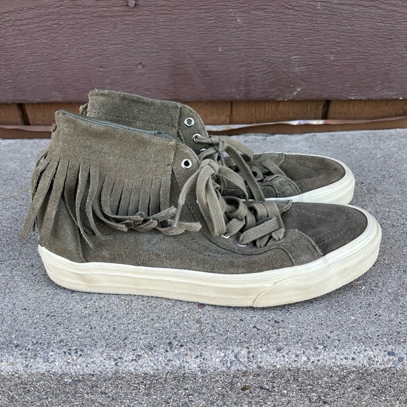 VANS Old Skool mid top moccasin leather sneakers. Men’s 6.5, women’s 8. EUC - Picture 2 of 7